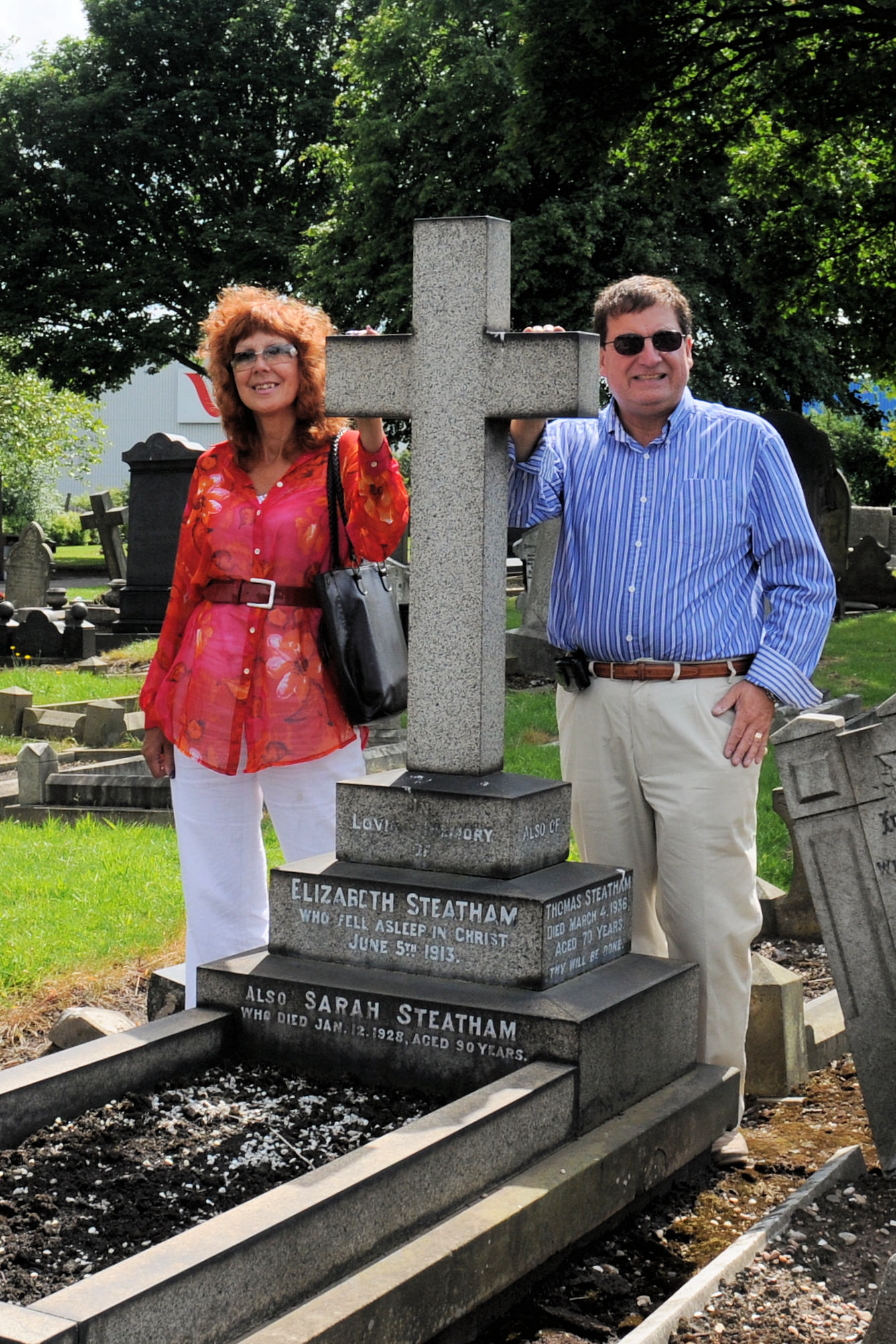 Photo of Steatham Visits - Darlaston 13th June 2009 - Nigel, Liz & Julia at Elizabeth Steatham's (sic) grave